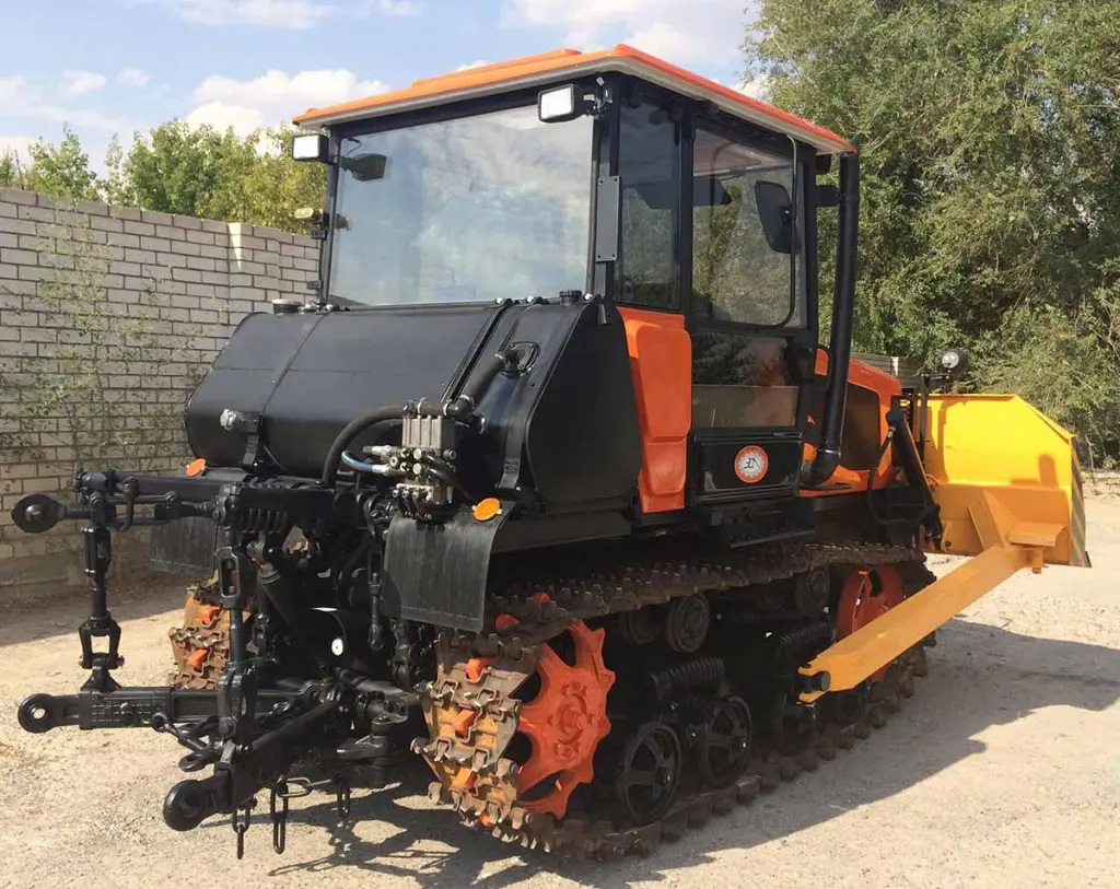 dt75-agromash90tg-vtg90-vtg90rc4-povorot.jpg dt75-agromash90tg-vtg90-vtg90rc4-povorot.jpg